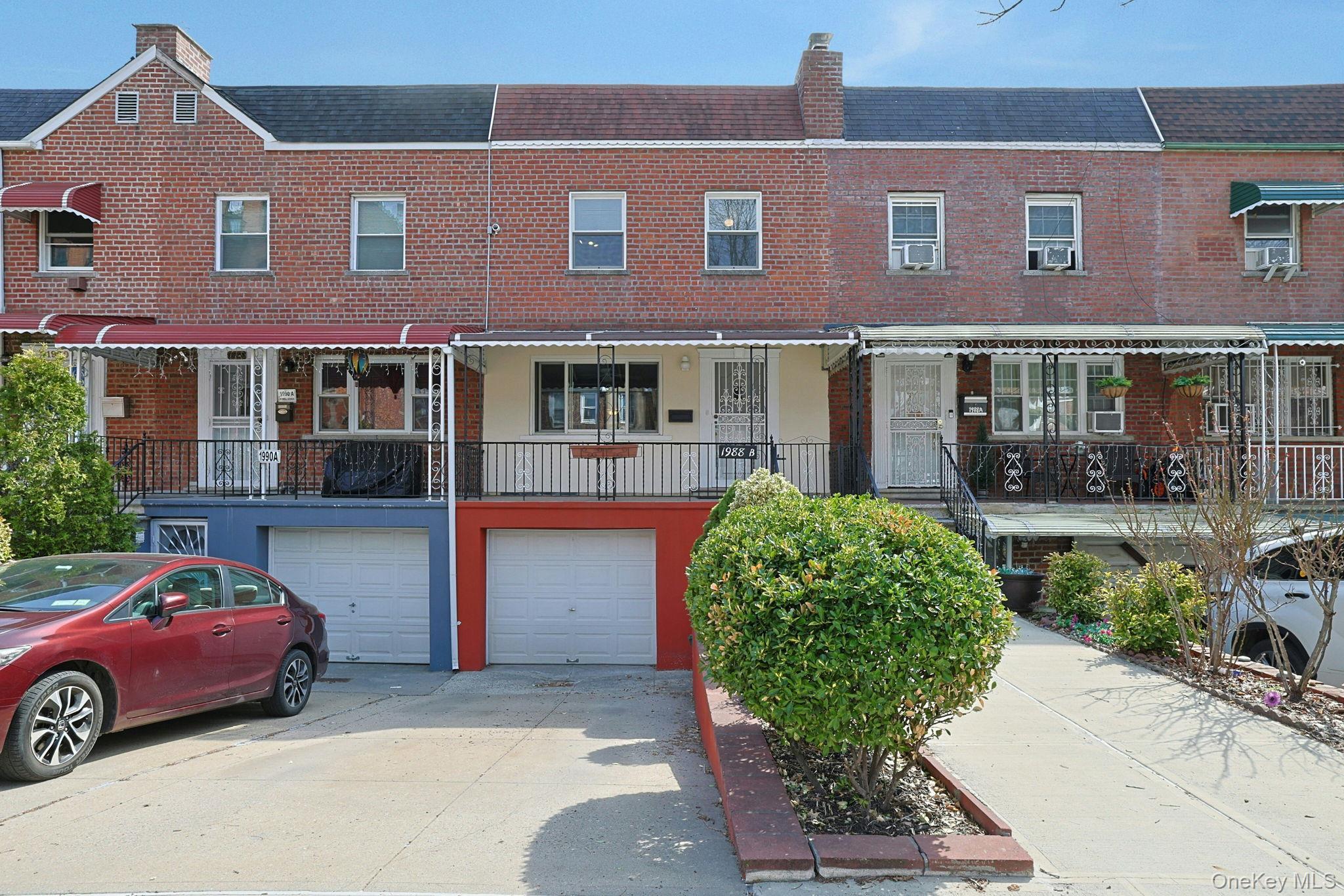 Single Family Powell  Bronx, NY 10472, MLS-978076-2
