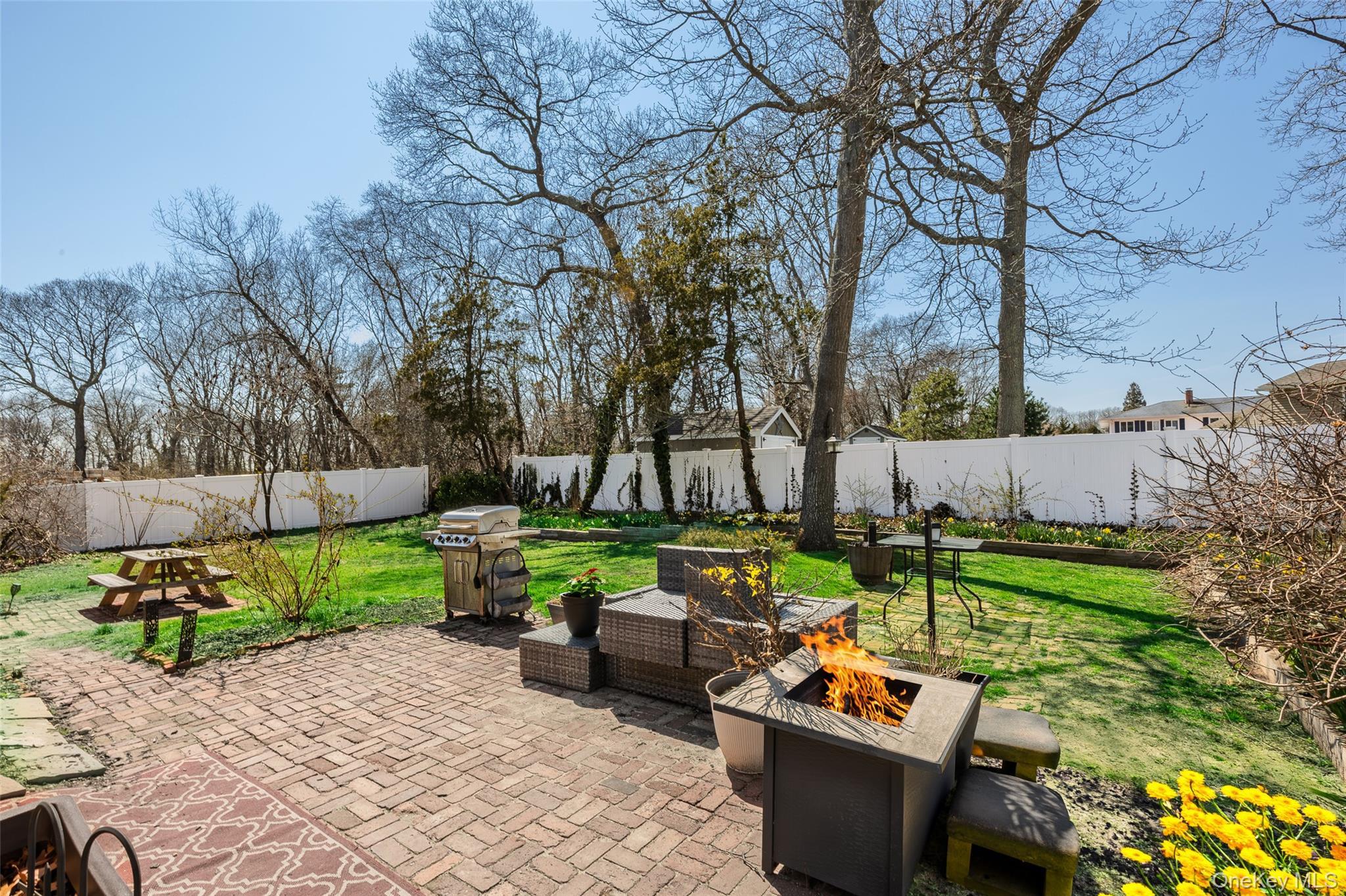 Single Family Allegheny Drive E  Suffolk County, NY 11738, MLS-978088-31
