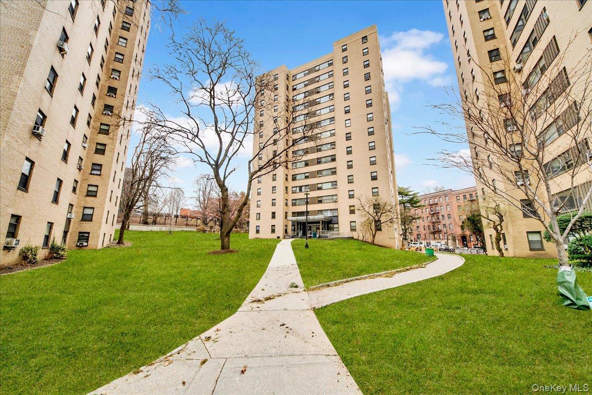 Apartment Fordham Hill Bronx, NY 10468, MLS-978098-13