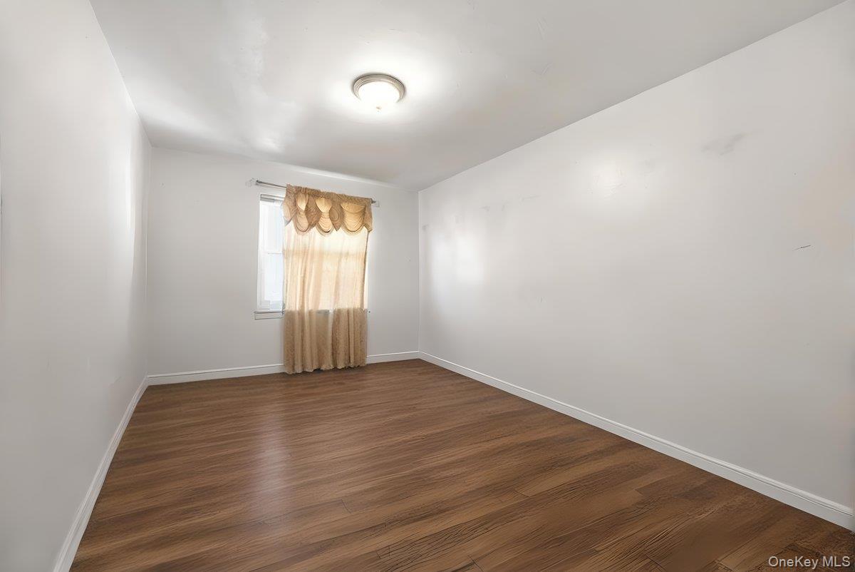 Single Family 228th  Bronx, NY 10466, MLS-978114-13