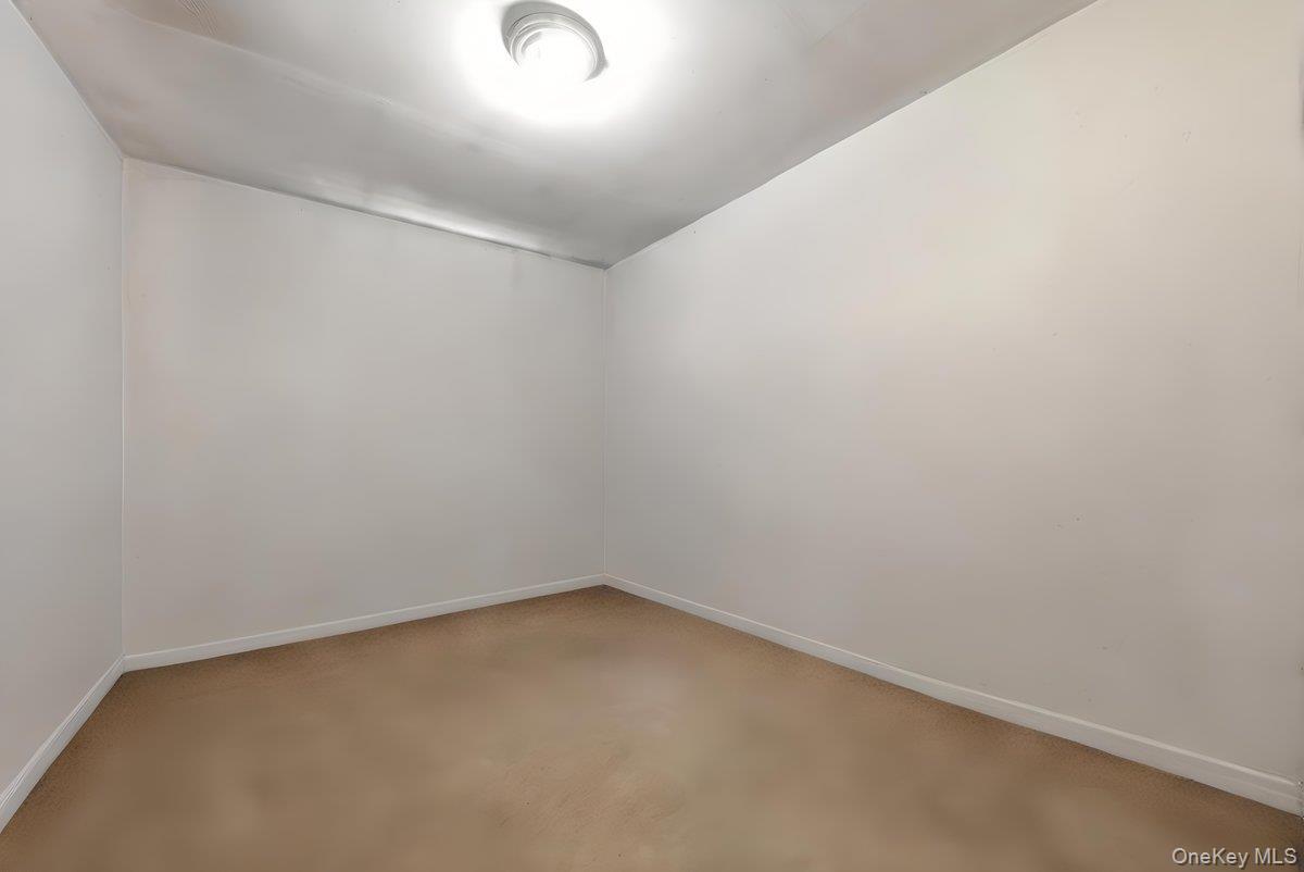 Single Family 228th  Bronx, NY 10466, MLS-978114-22