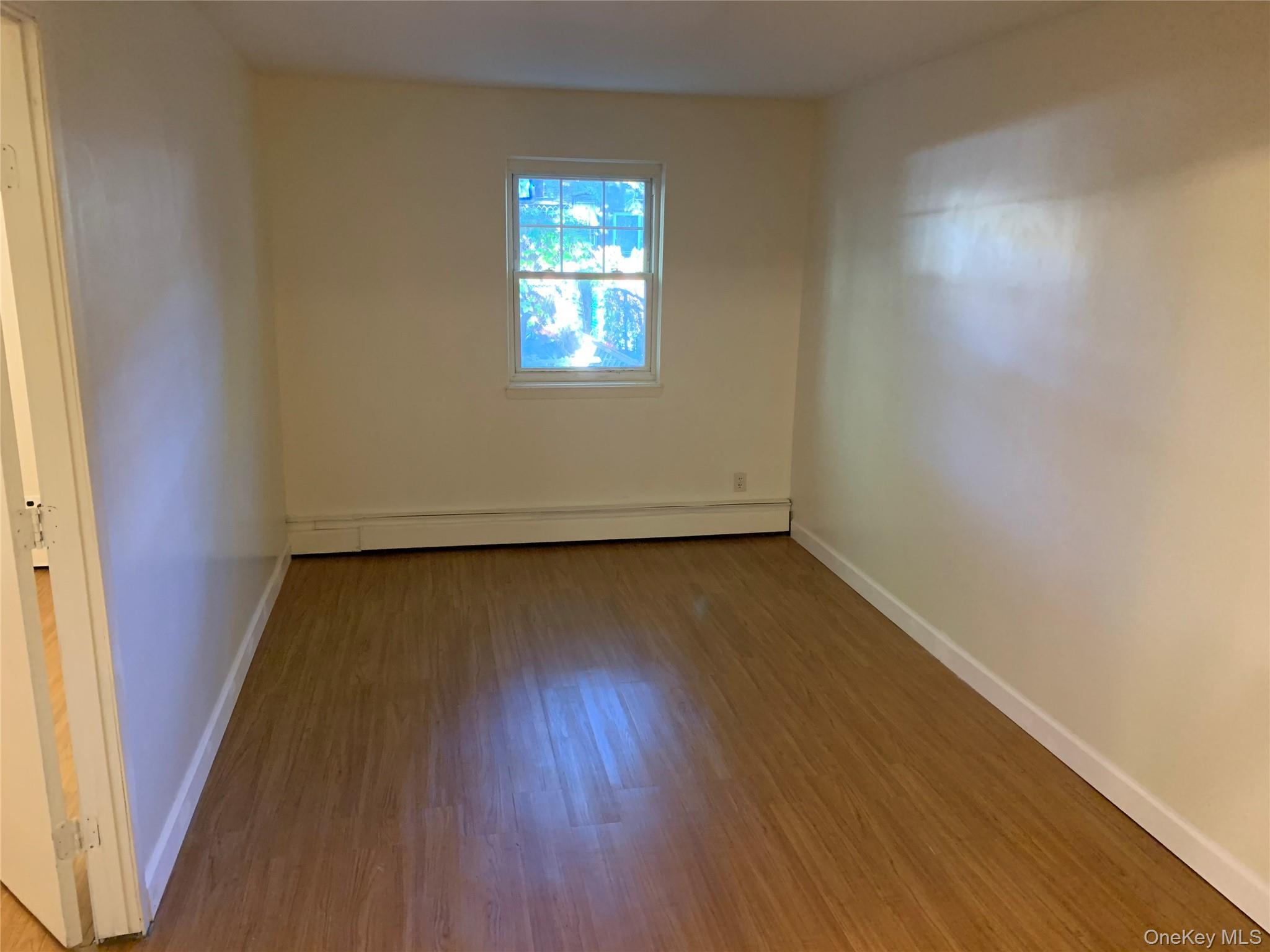 Single Family 228th  Bronx, NY 10466, MLS-978114-29