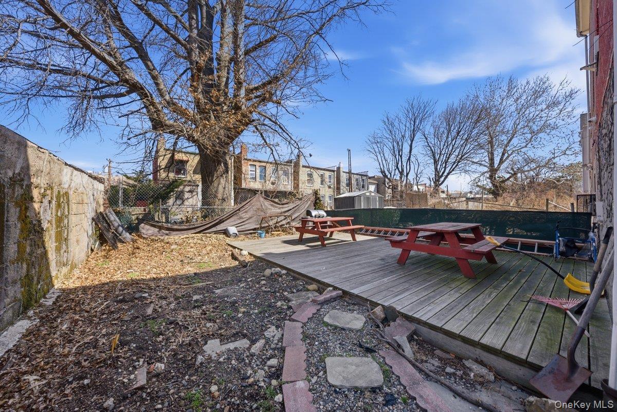 Single Family 228th  Bronx, NY 10466, MLS-978114-32