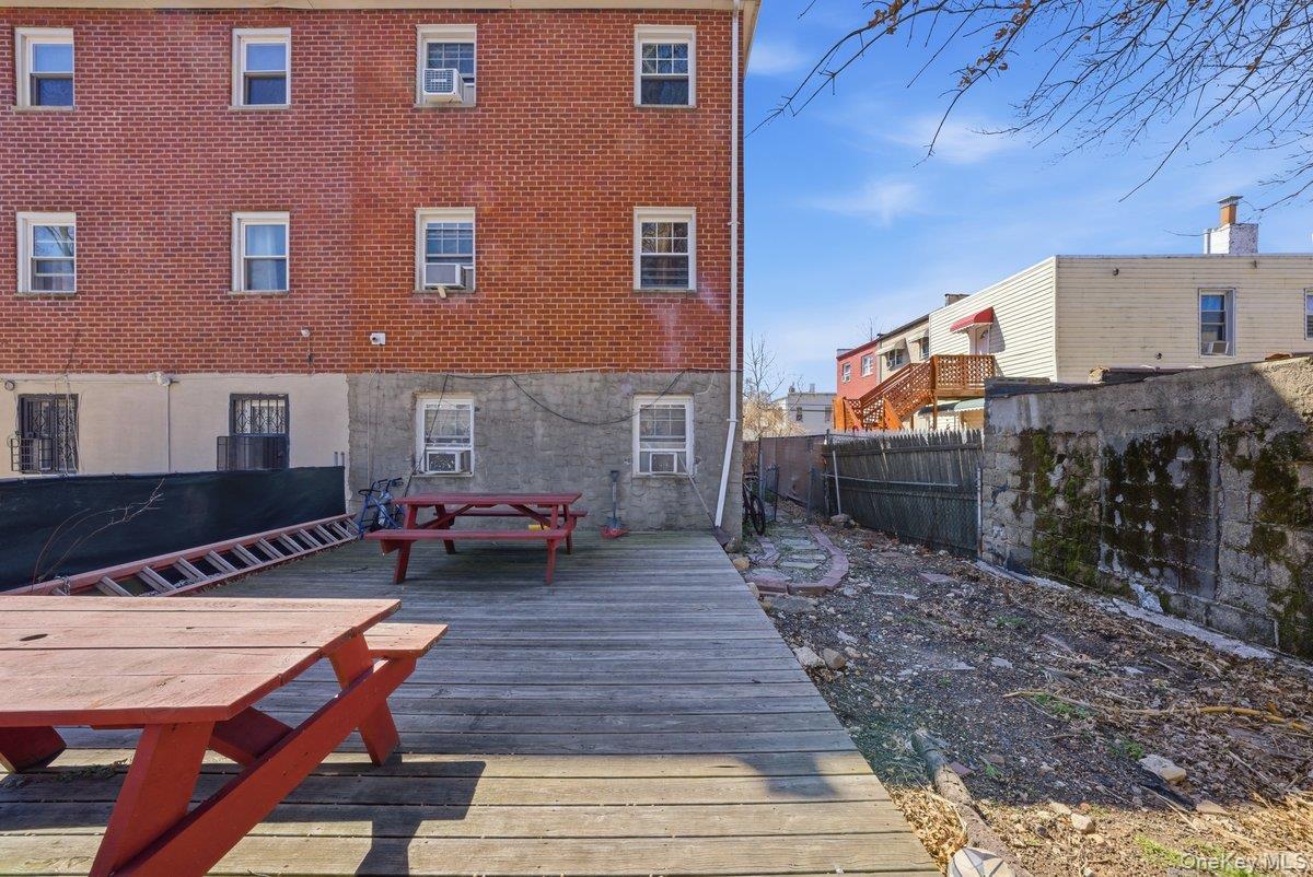 Single Family 228th  Bronx, NY 10466, MLS-978114-34