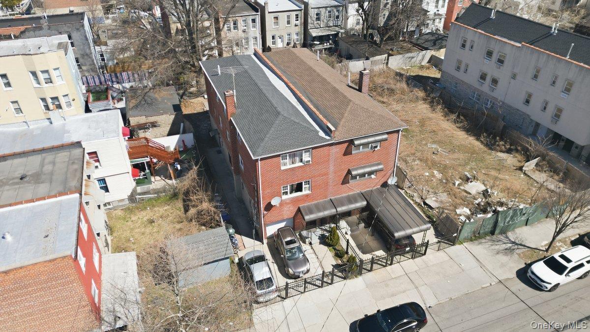 Single Family 228th  Bronx, NY 10466, MLS-978114-38