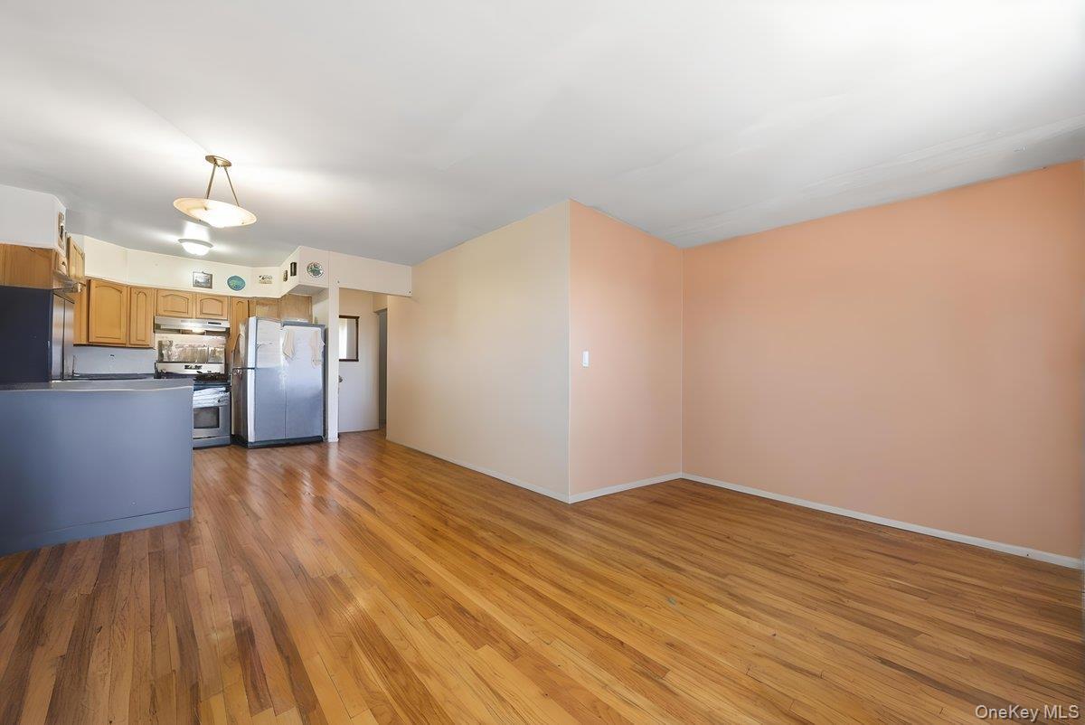 Single Family 228th  Bronx, NY 10466, MLS-978114-7