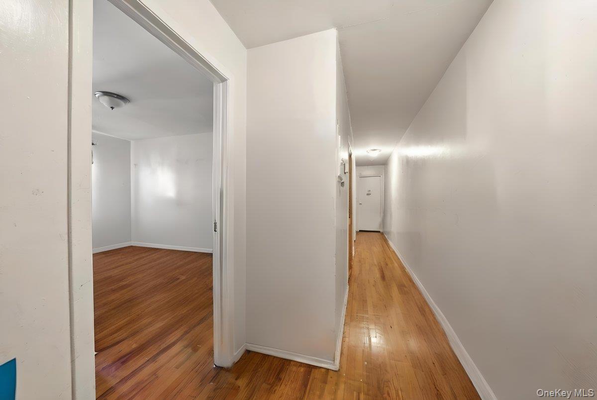 Single Family 228th  Bronx, NY 10466, MLS-978114-9