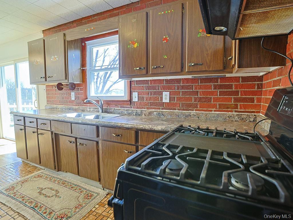 Single Family Albany Post  Ulster County, NY 12589, MLS-978127-19