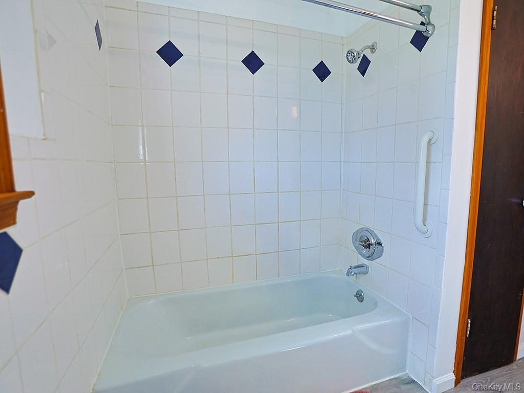 Single Family Albany Post  Ulster County, NY 12589, MLS-978127-29