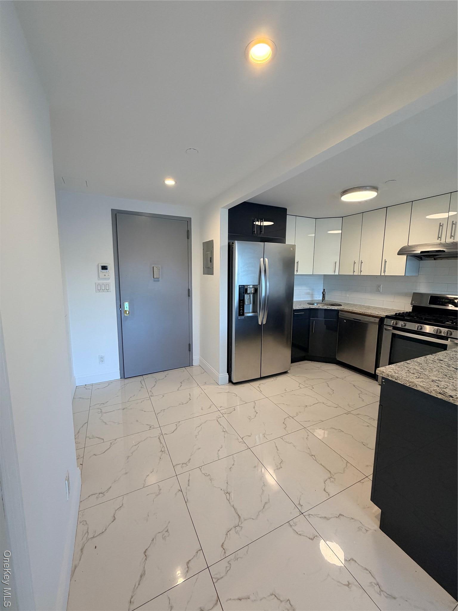 Condo 83rd  Queens, NY 11373, MLS-978134-5