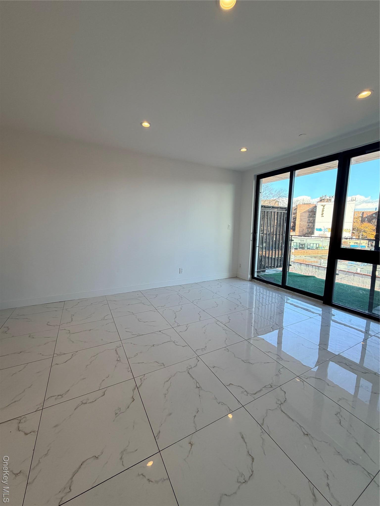 Condo 83rd  Queens, NY 11373, MLS-978134-8