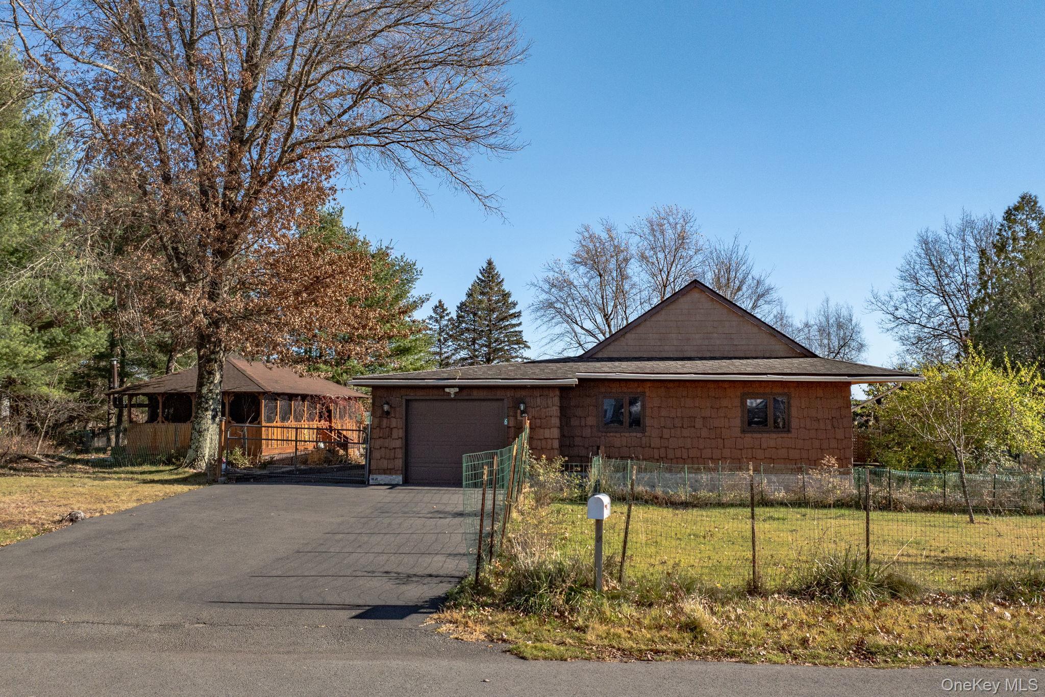 Single Family Medallion  Sullivan County, NY 12751, MLS-978145-2