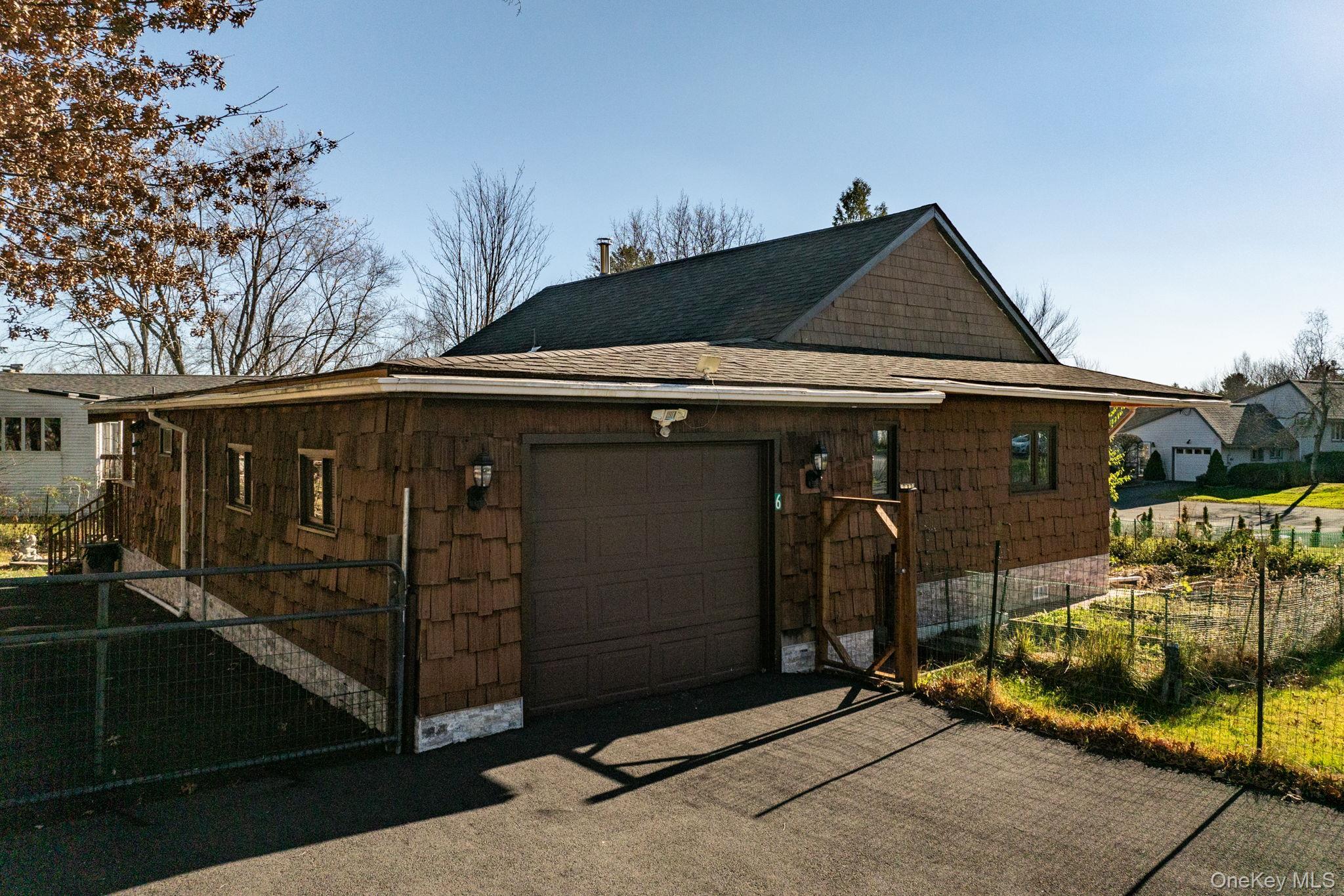 Single Family Medallion  Sullivan County, NY 12751, MLS-978145-35