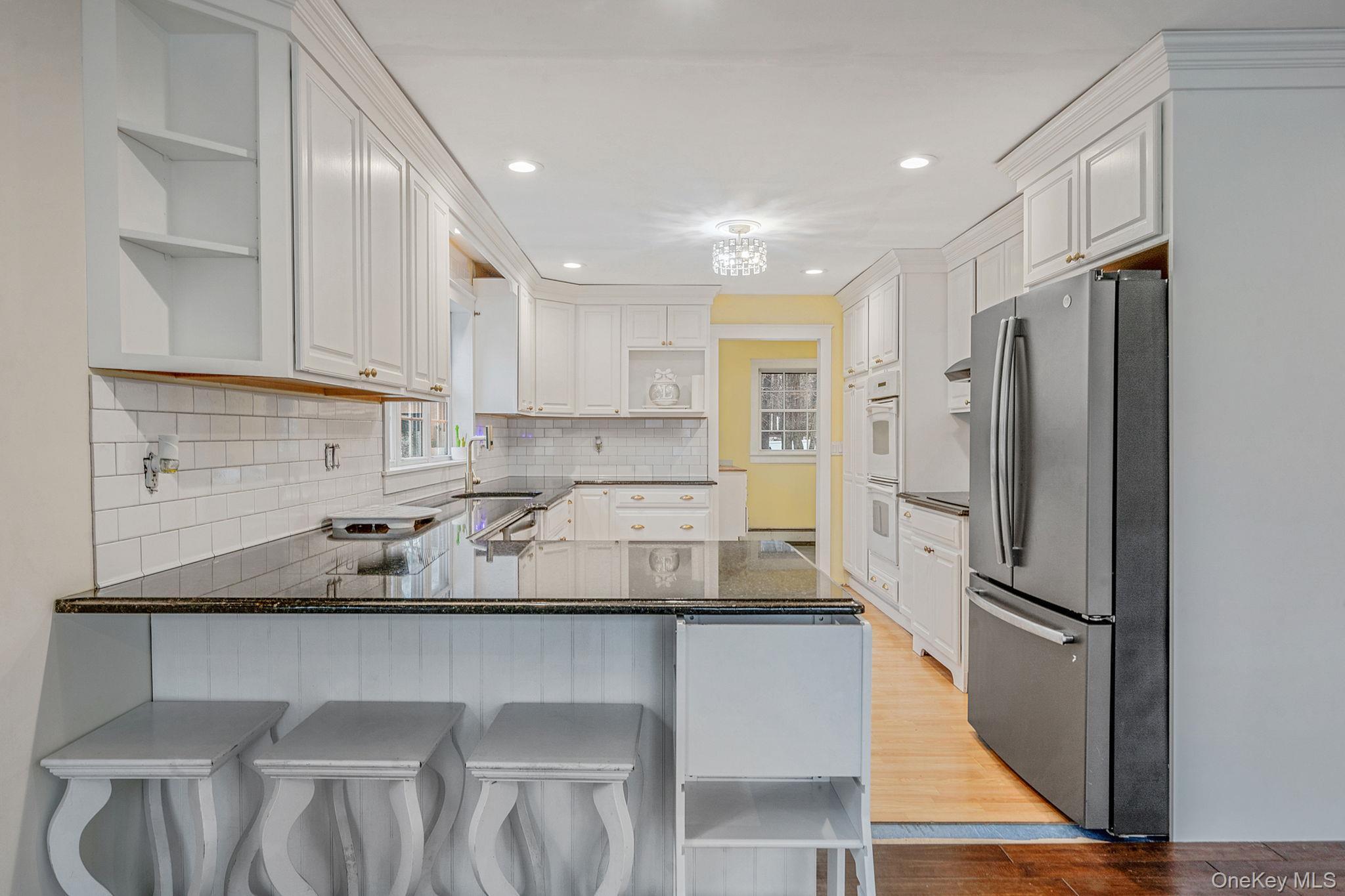 Single Family N Country Road Suffolk County, NY 11764, MLS-978152-15