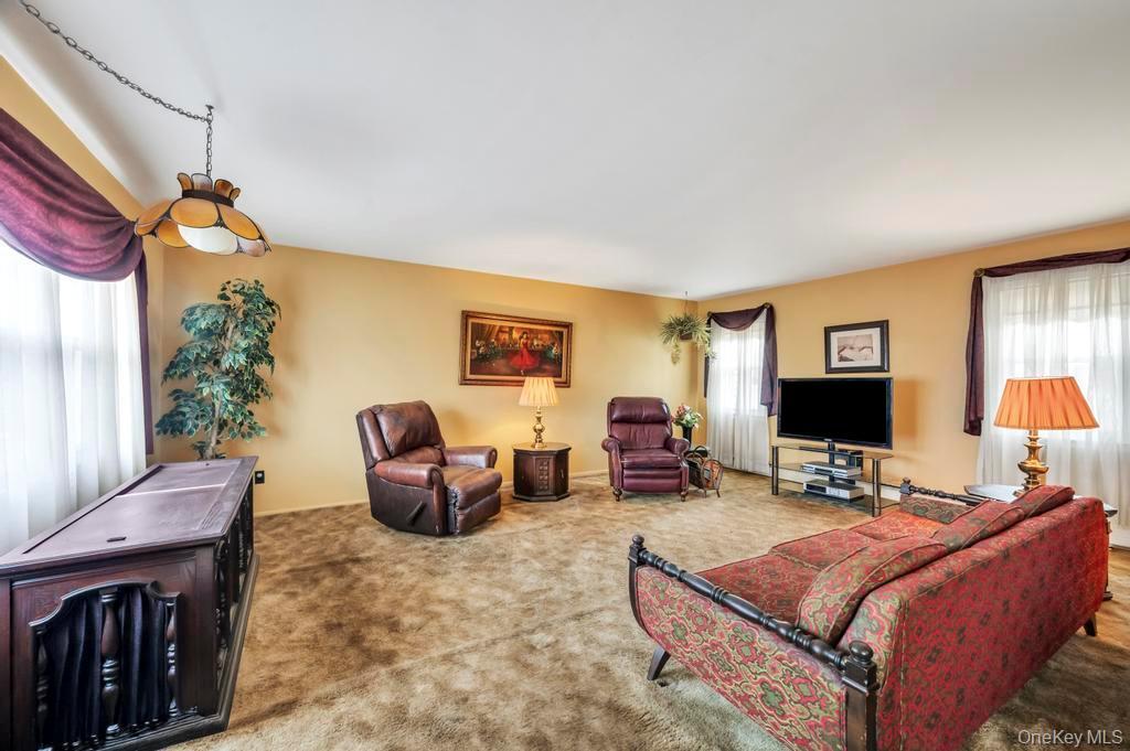 Single Family Stewart  Nassau County, NY 11714, MLS-978153-14