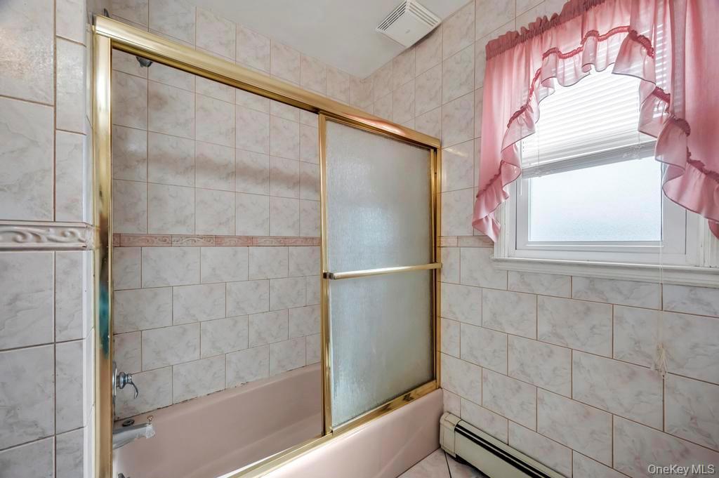 Single Family Stewart  Nassau County, NY 11714, MLS-978153-17