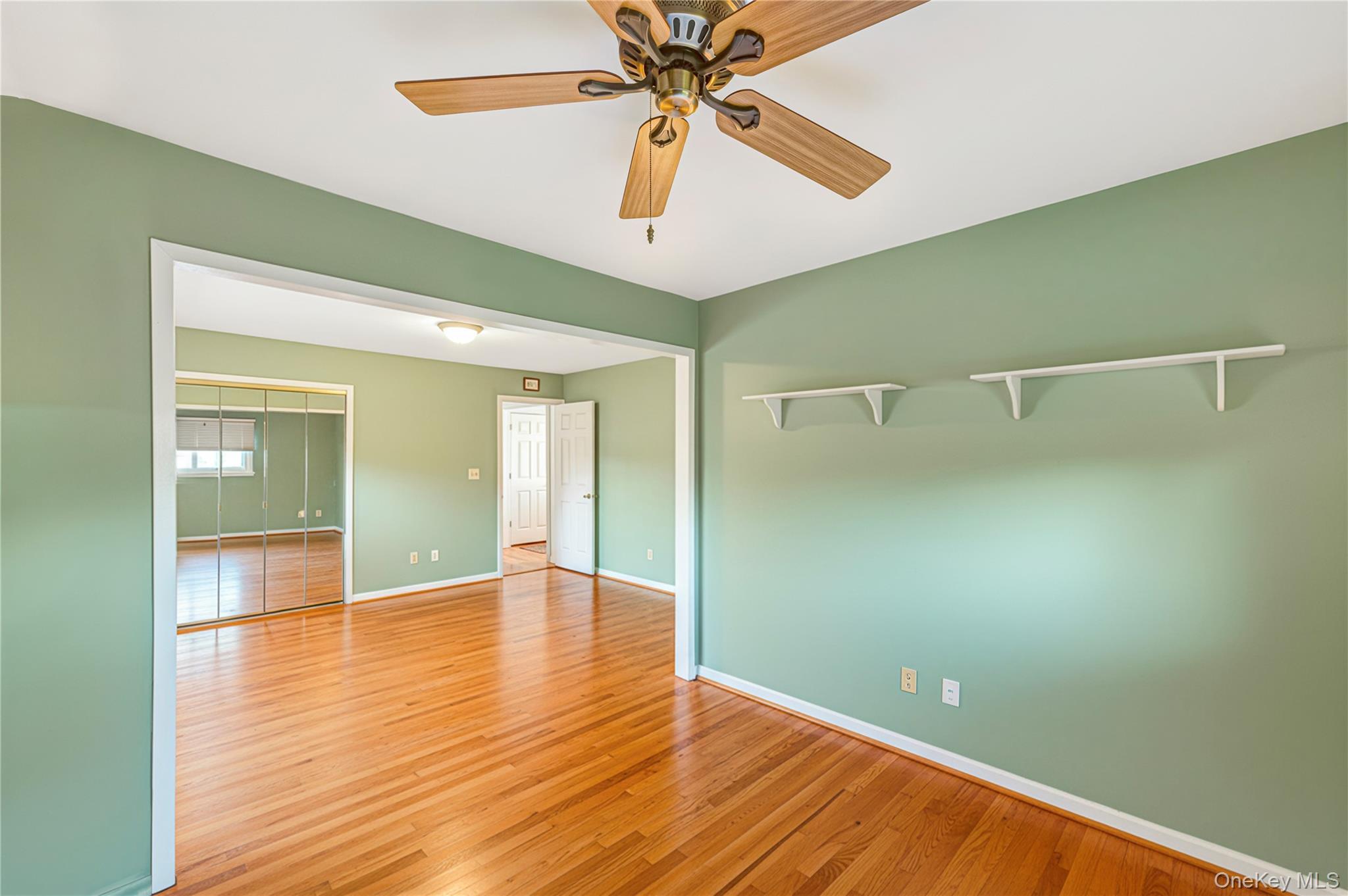 Single Family 3rd  Suffolk County, NY 11729, MLS-978180-17