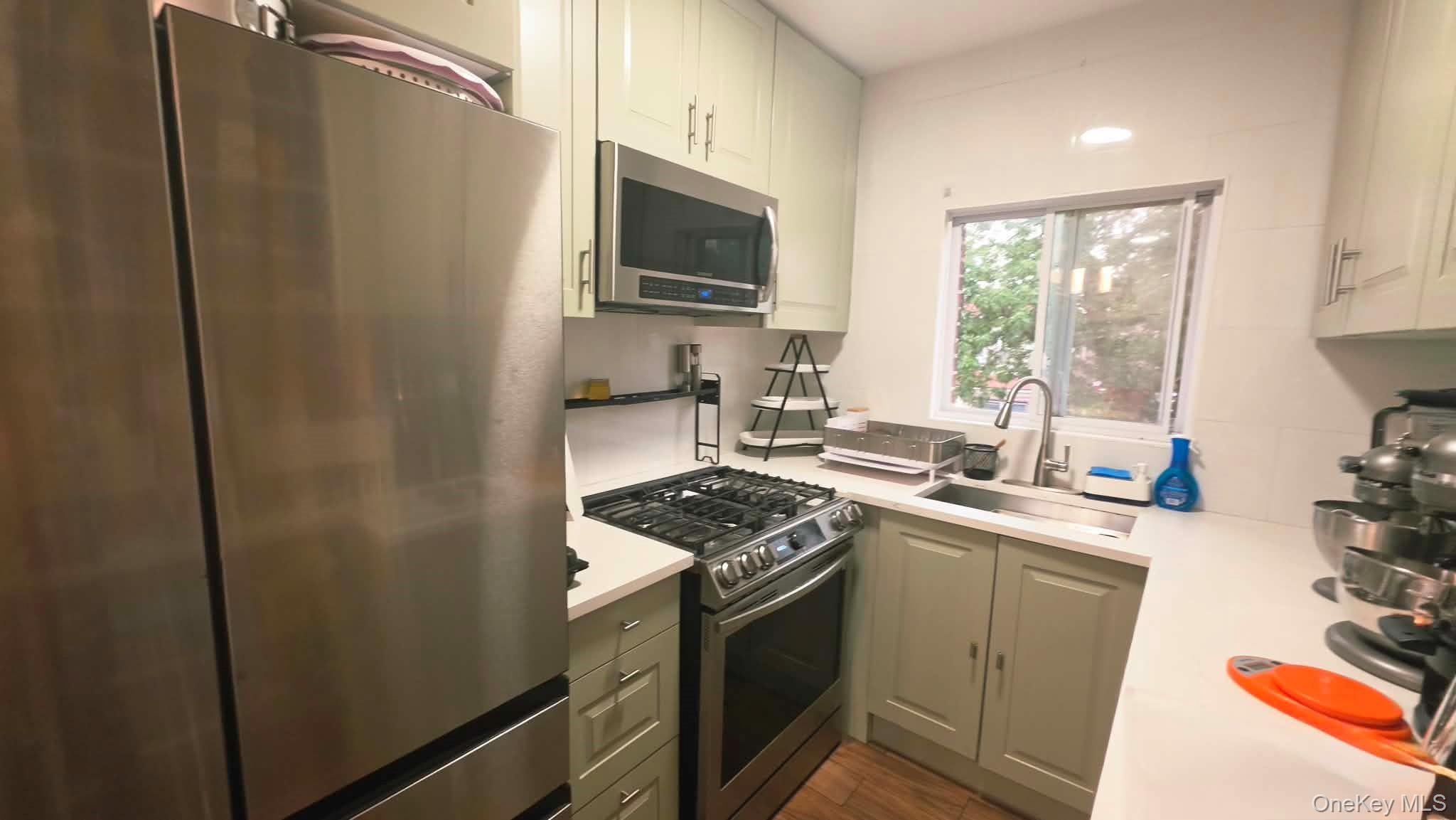 Single Family 84th Street Queens, NY 11370, MLS-978188-8