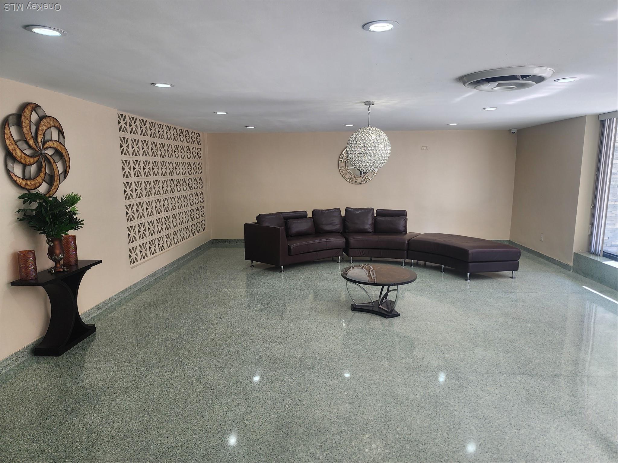 Coop 60th Avenue  Queens, NY 11368, MLS-978197-3