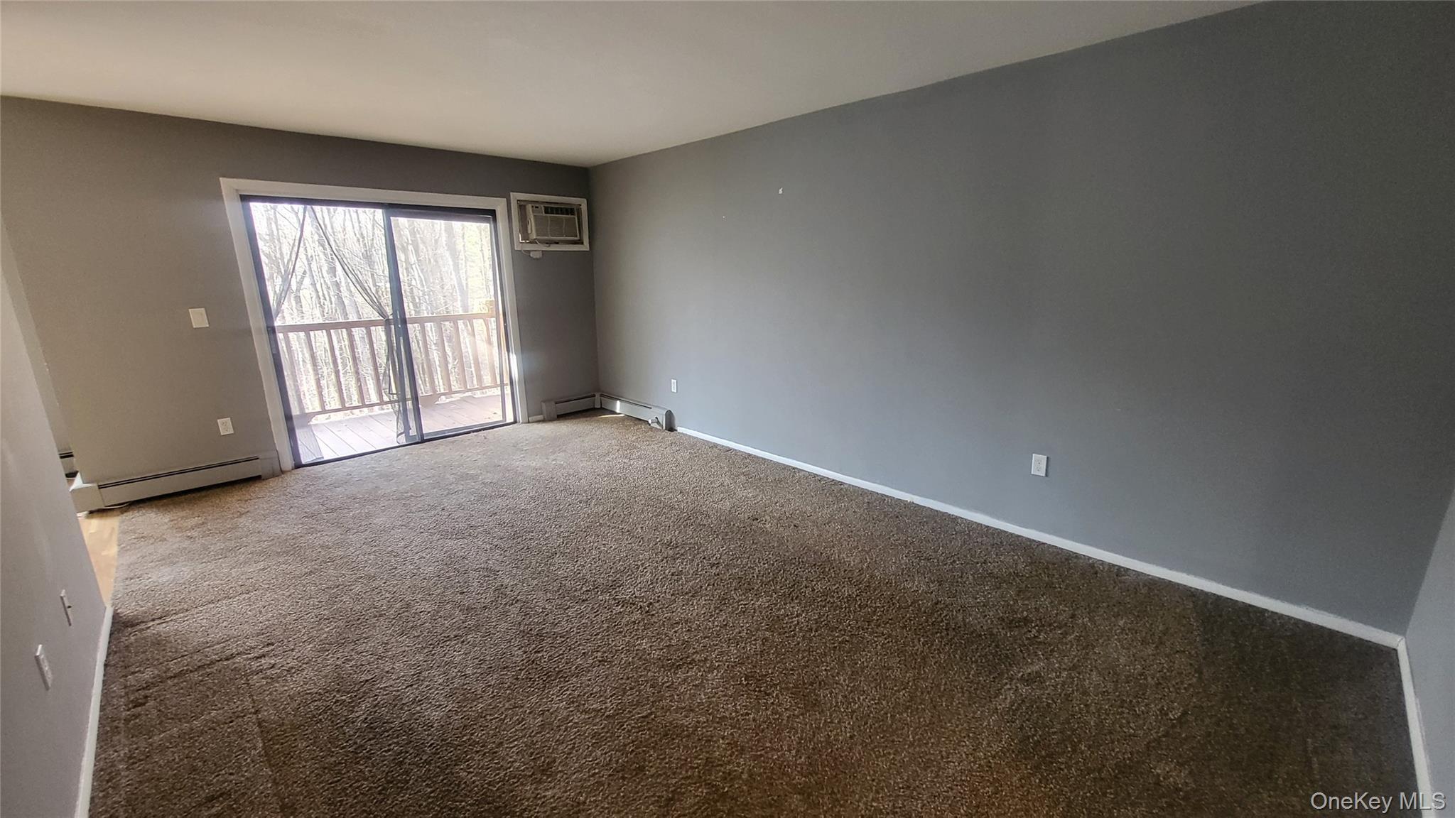 Condo Hook  Dutchess County, NY 12601, MLS-978201-13