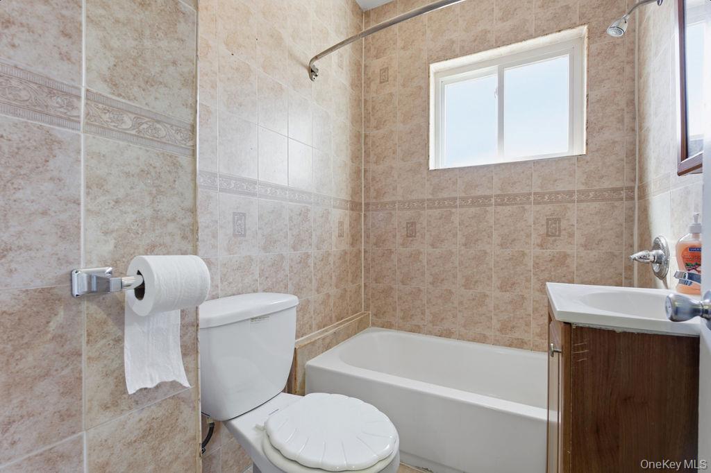 Single Family 240th  Queens, NY 11426, MLS-978210-15