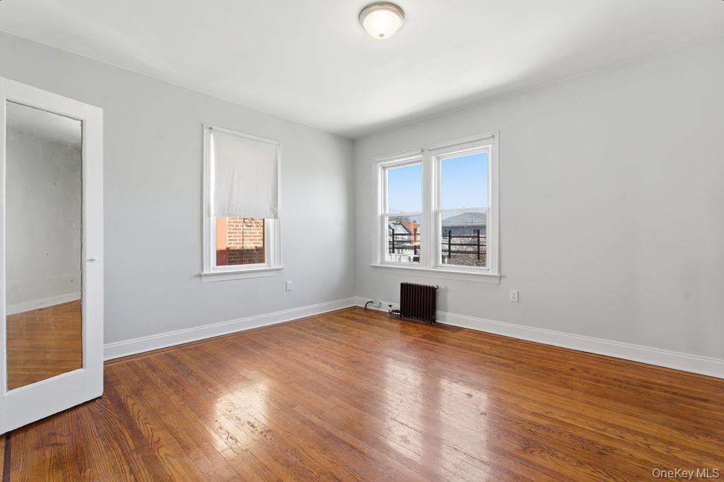 Single Family 240th  Queens, NY 11426, MLS-978210-16