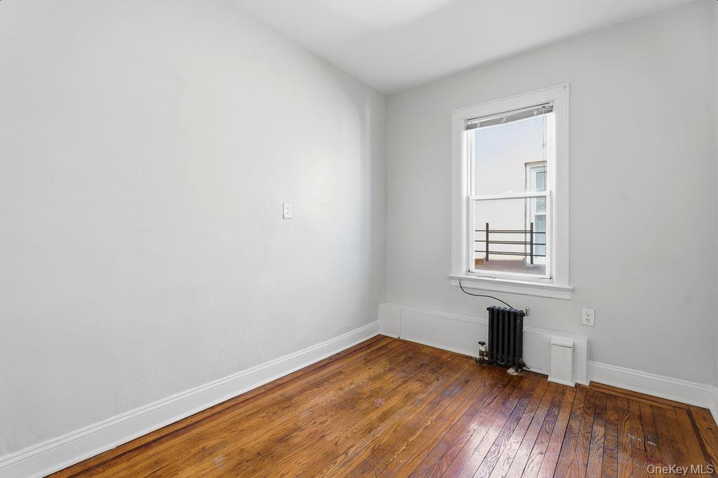 Single Family 240th  Queens, NY 11426, MLS-978210-17