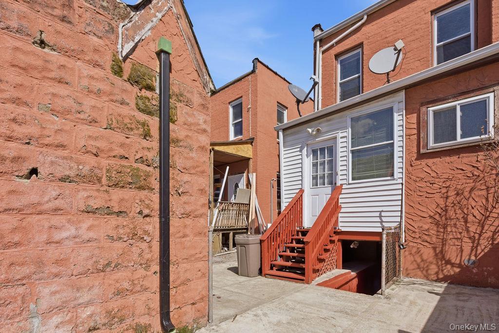 Single Family 240th  Queens, NY 11426, MLS-978210-29