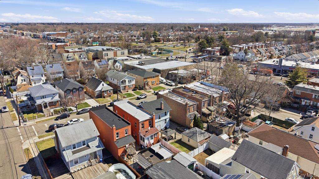 Single Family 240th  Queens, NY 11426, MLS-978210-33