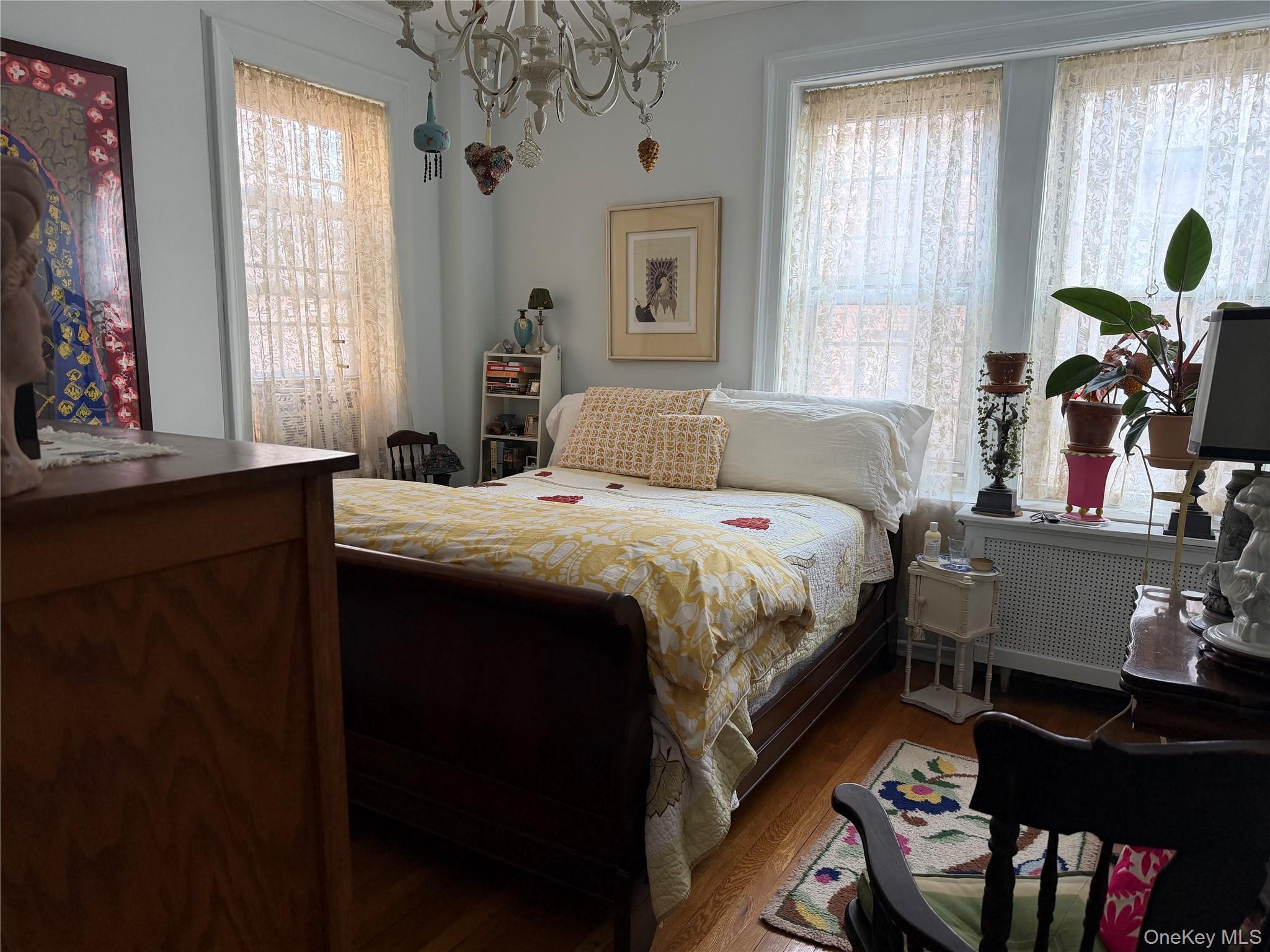 Coop Burns  Queens, NY 11375, MLS-978212-7