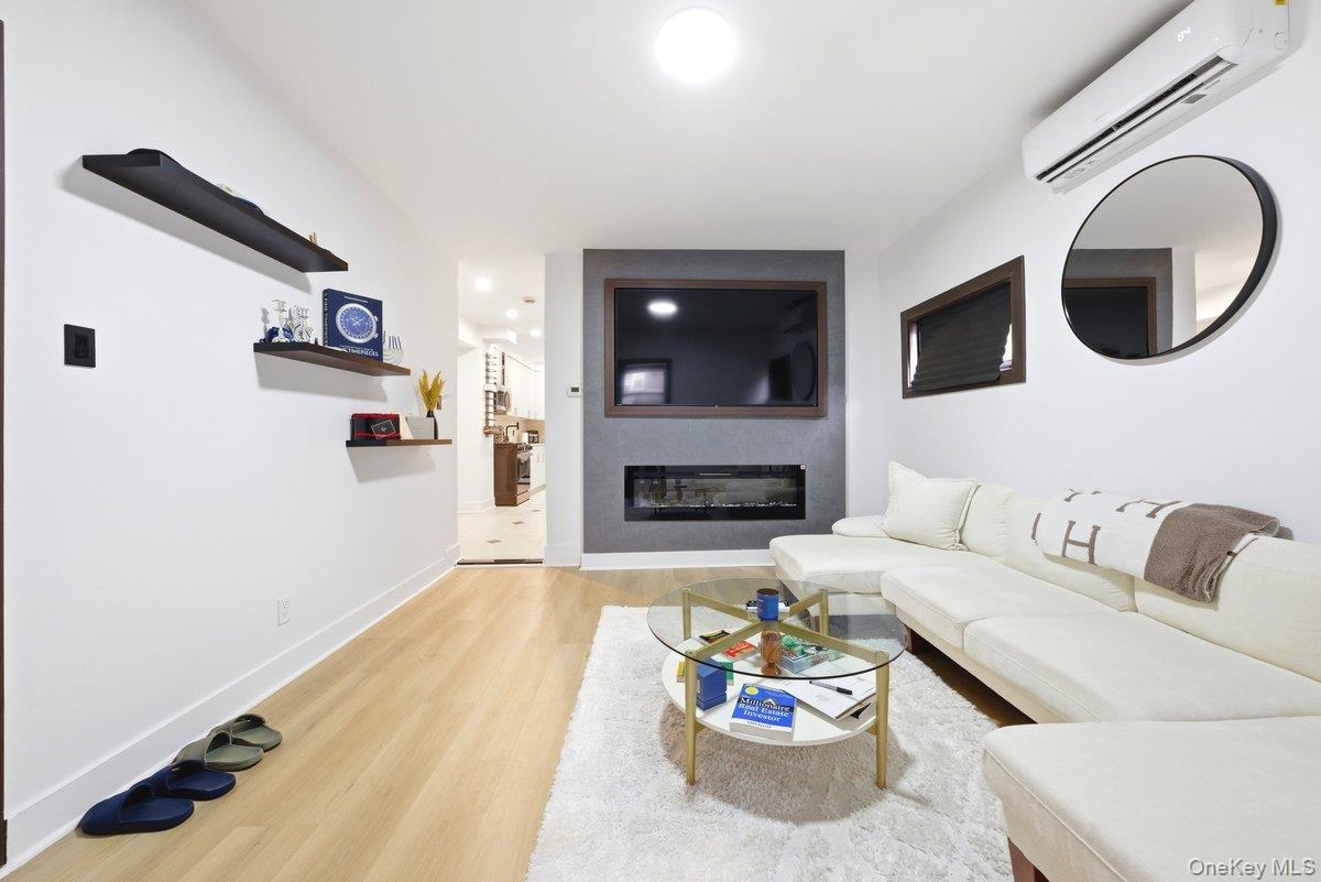 Single Family 48th  Brooklyn, NY 11234, MLS-978246-3