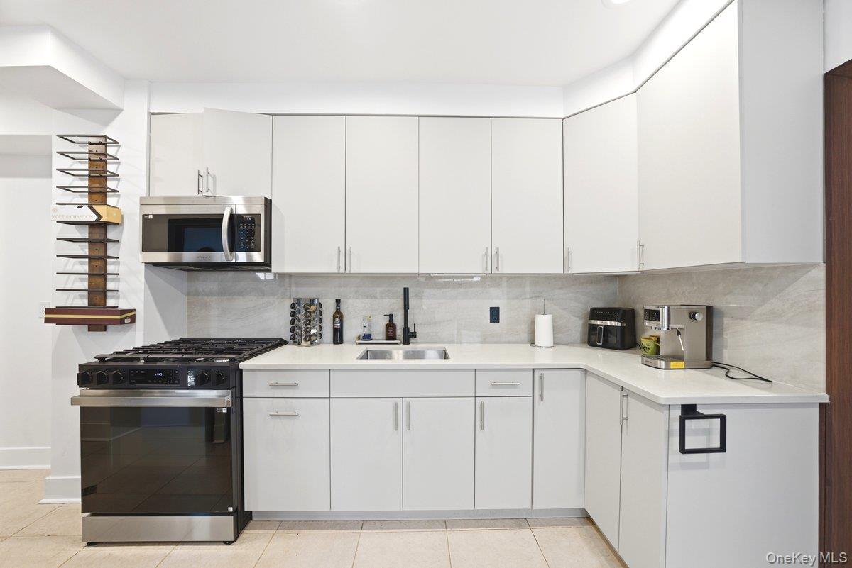 Single Family 48th  Brooklyn, NY 11234, MLS-978246-5