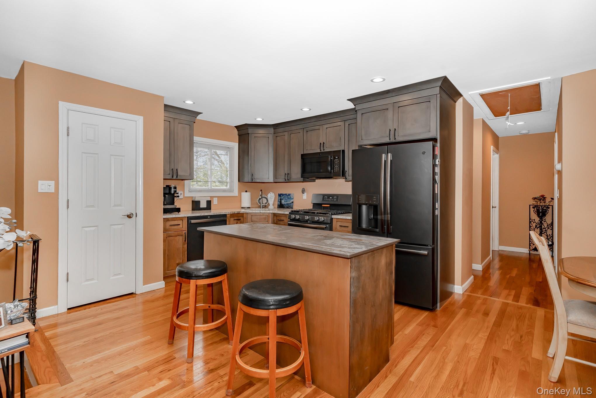 Single Family Bermuda  Suffolk County, NY 11704, MLS-978257-20