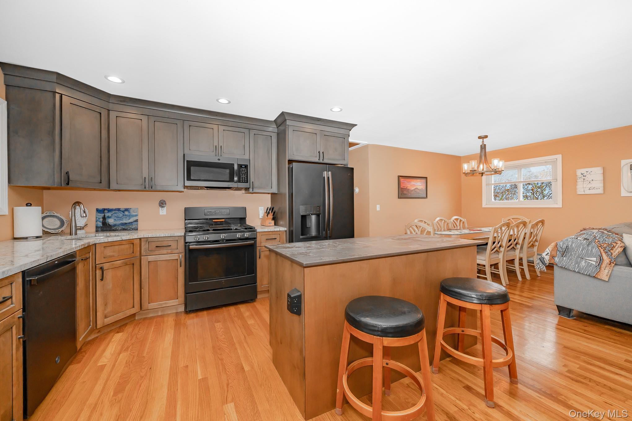 Single Family Bermuda  Suffolk County, NY 11704, MLS-978257-21