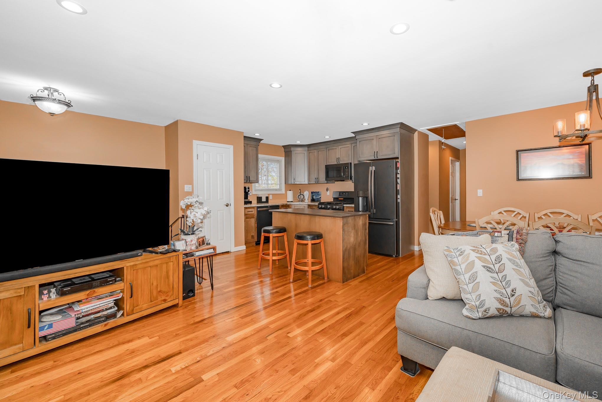 Single Family Bermuda  Suffolk County, NY 11704, MLS-978257-24