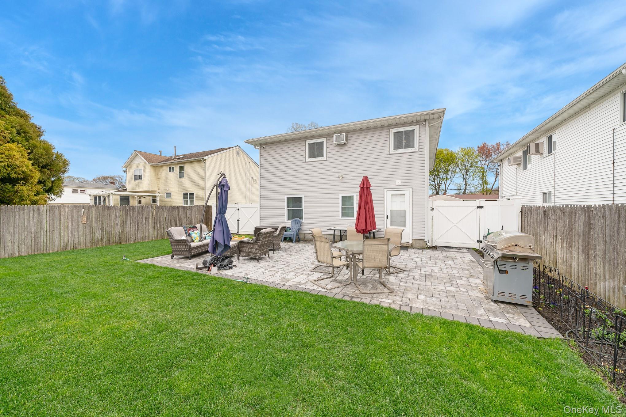 Single Family Bermuda  Suffolk County, NY 11704, MLS-978257-5