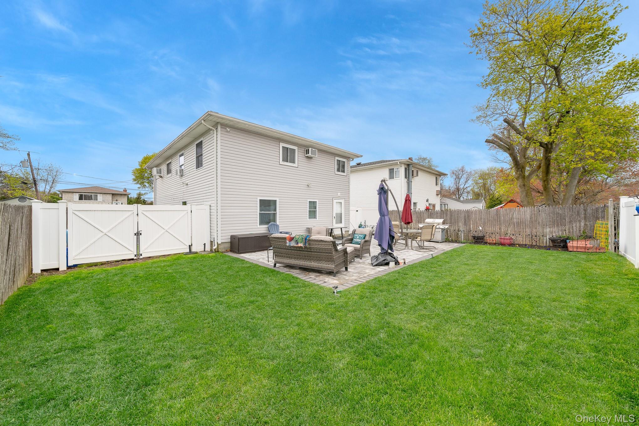 Single Family Bermuda  Suffolk County, NY 11704, MLS-978257-7