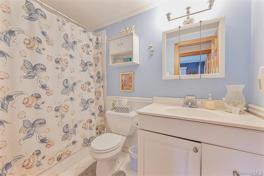 Single Family Glenmere  Suffolk County, NY 11727, MLS-978262-5