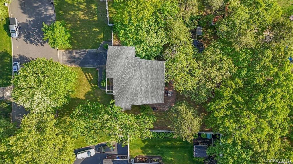 Single Family Glenmere  Suffolk County, NY 11727, MLS-978262-7