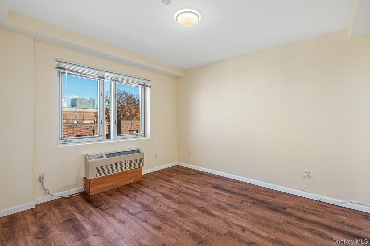 Condo 162nd  Queens, NY 11365, MLS-978269-17