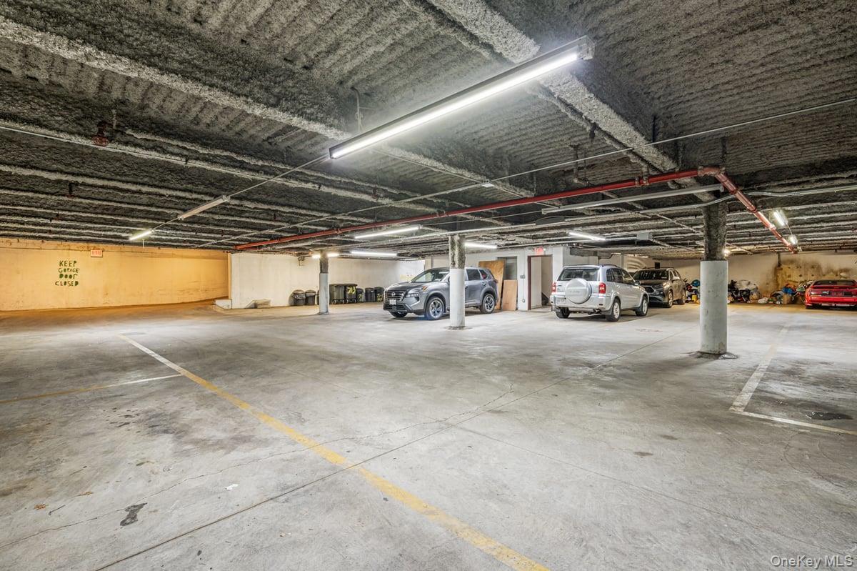 Condo 162nd  Queens, NY 11365, MLS-978269-23