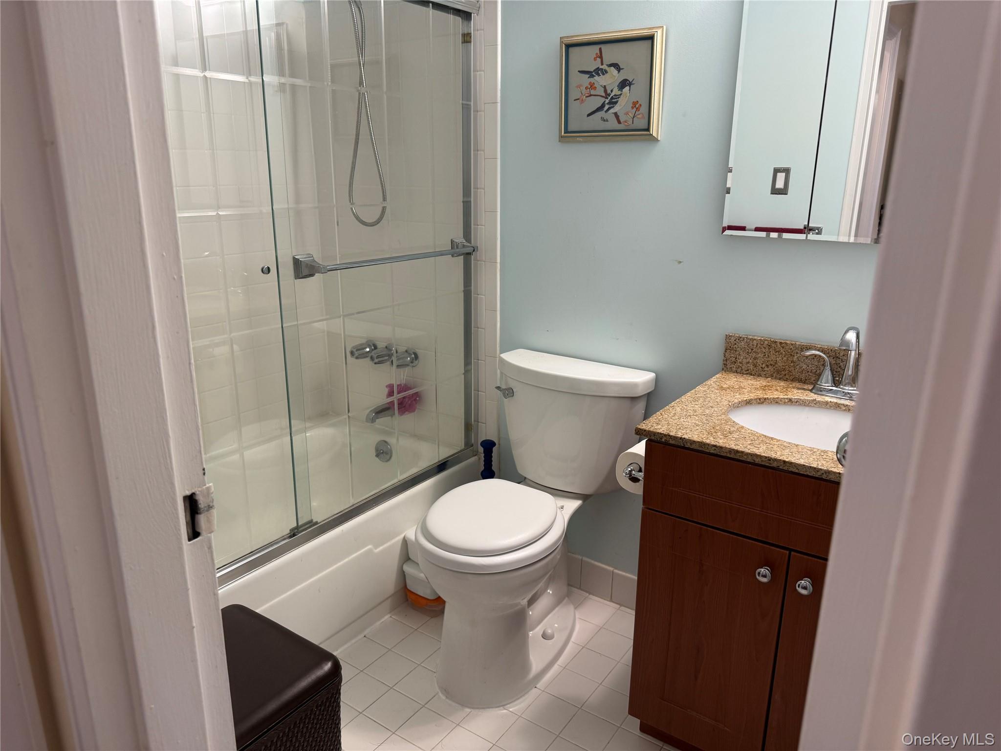 Condo Santa Barbara  Nassau County, NY 11803, MLS-978279-15