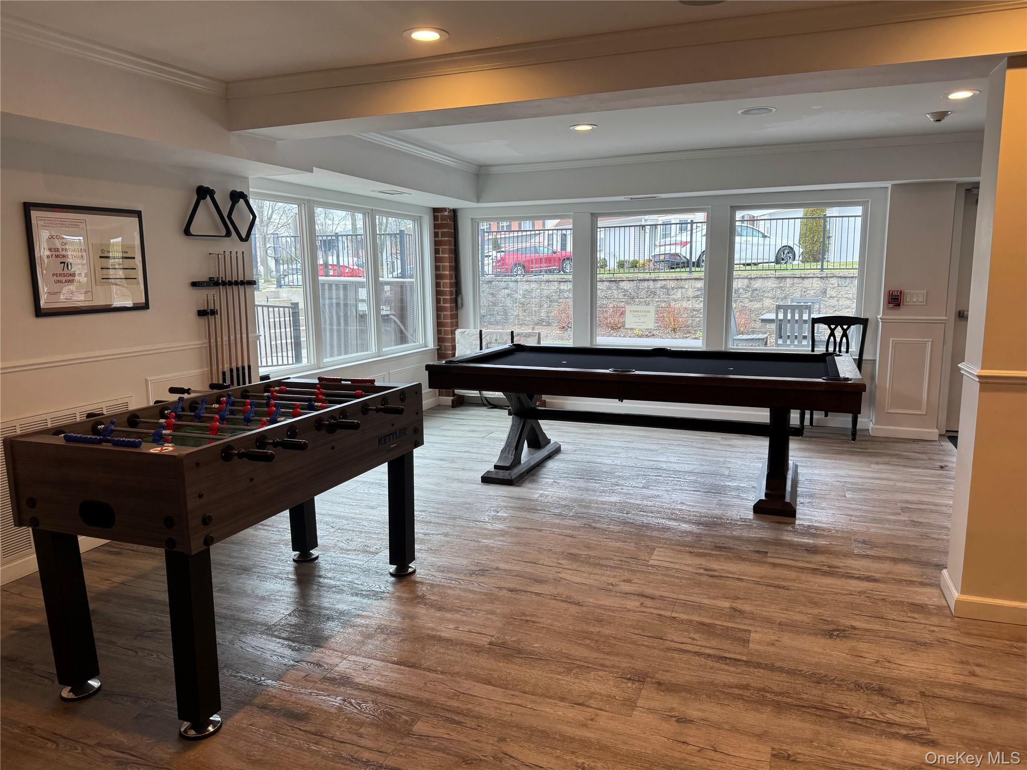 Condo Santa Barbara  Nassau County, NY 11803, MLS-978279-24