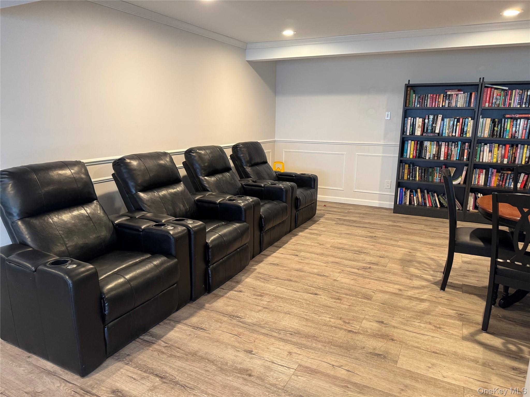 Condo Santa Barbara  Nassau County, NY 11803, MLS-978279-29