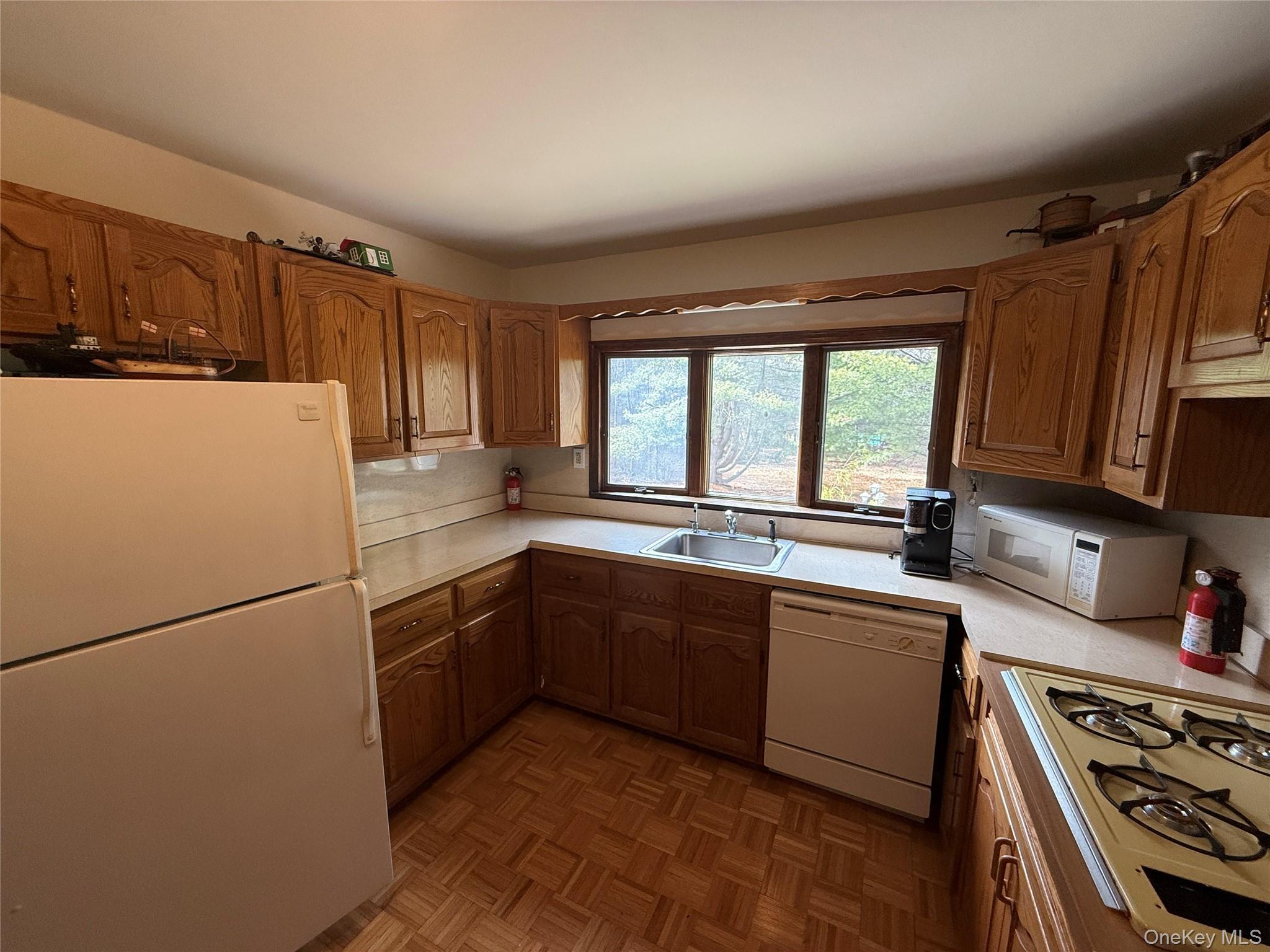 Single Family Ulster Heights Ulster County, NY 12428, MLS-978284-17