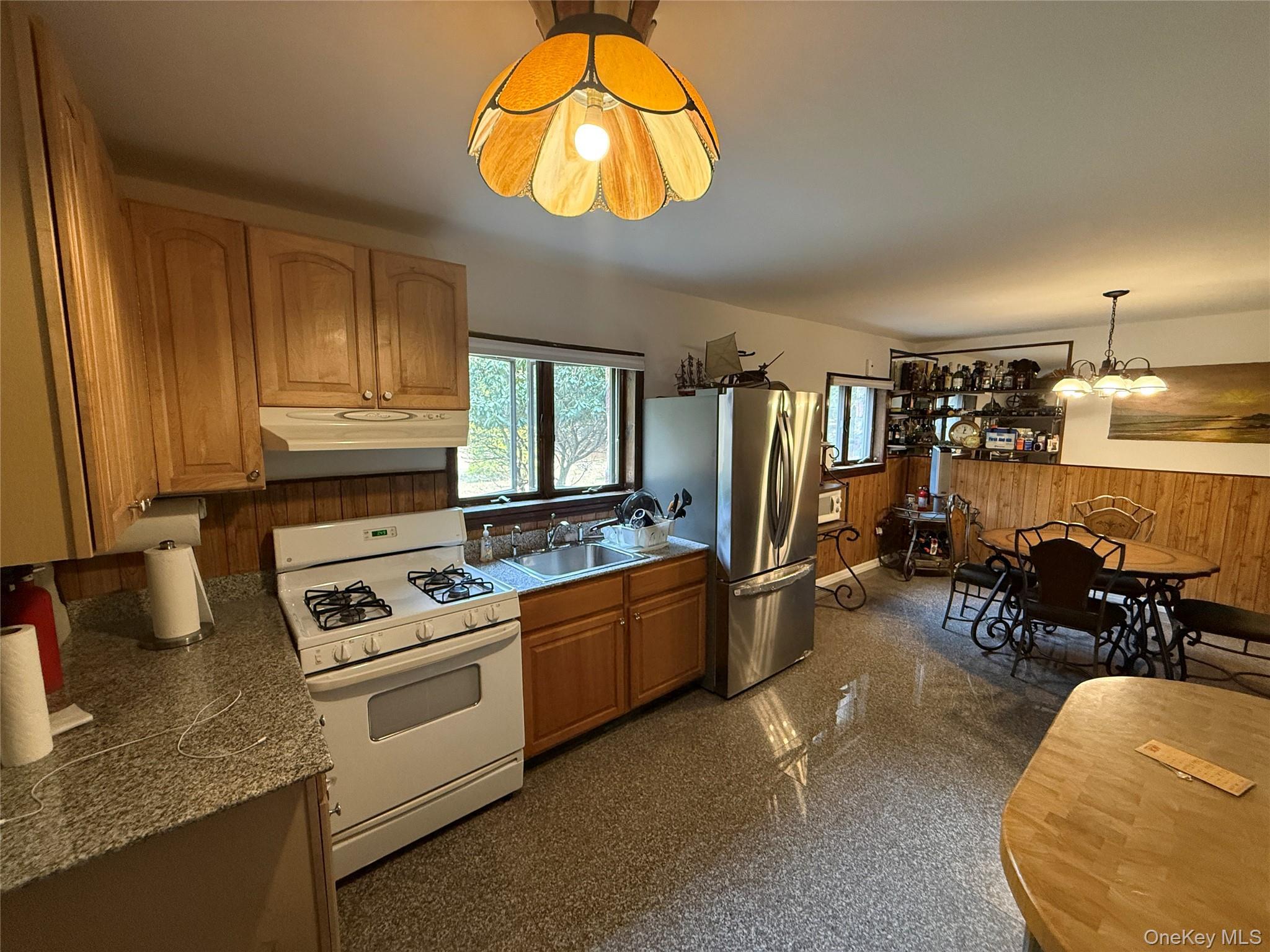 Single Family Ulster Heights Ulster County, NY 12428, MLS-978284-7