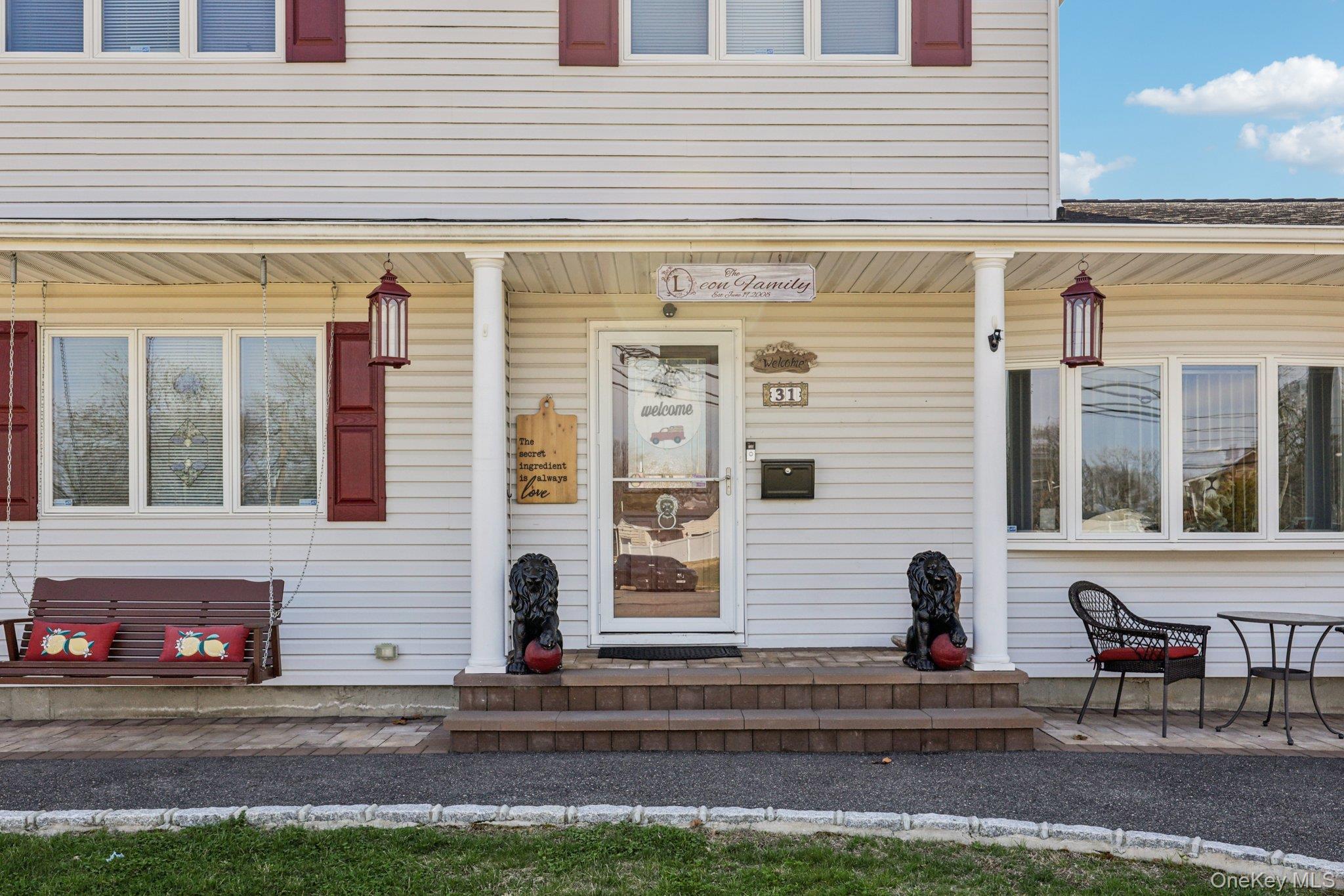 Single Family Circle  Suffolk County, NY 11706, MLS-978293-4
