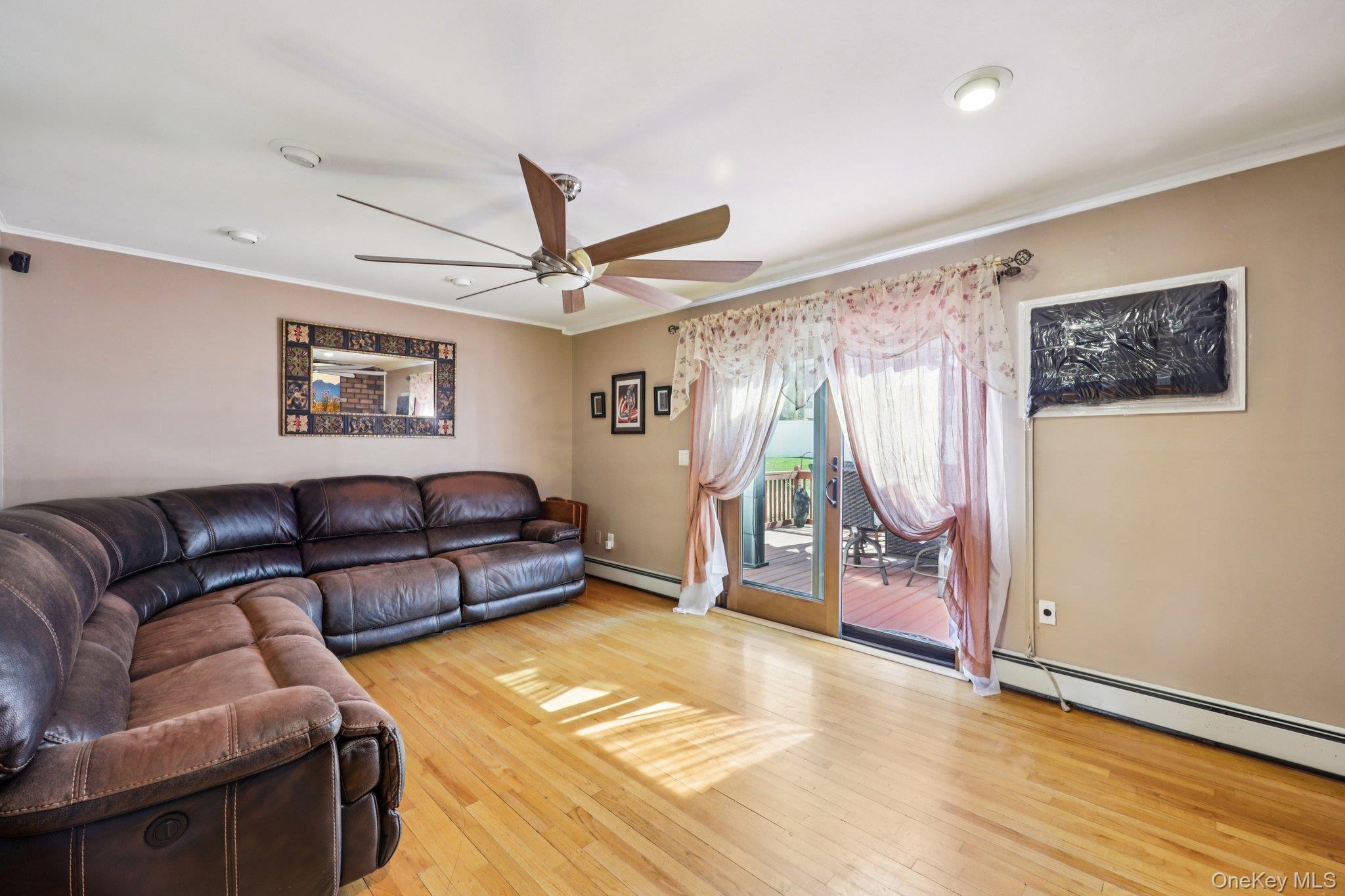 Single Family Circle  Suffolk County, NY 11706, MLS-978293-9