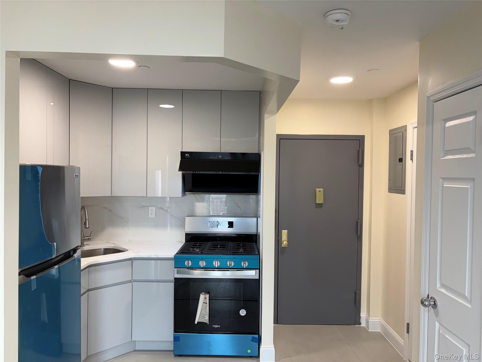 Condo 67th  Queens, NY 11377, MLS-978312-11