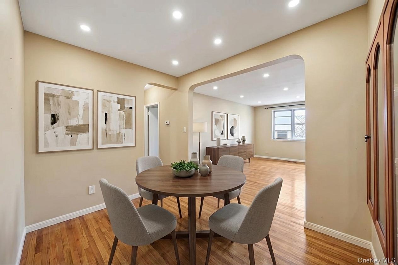 Coop Booth  Queens, NY 11375, MLS-978329-13